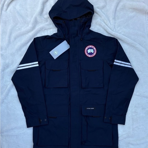 Canada Goose Other - Beautiful new and blue Canada Goose Research Jacket